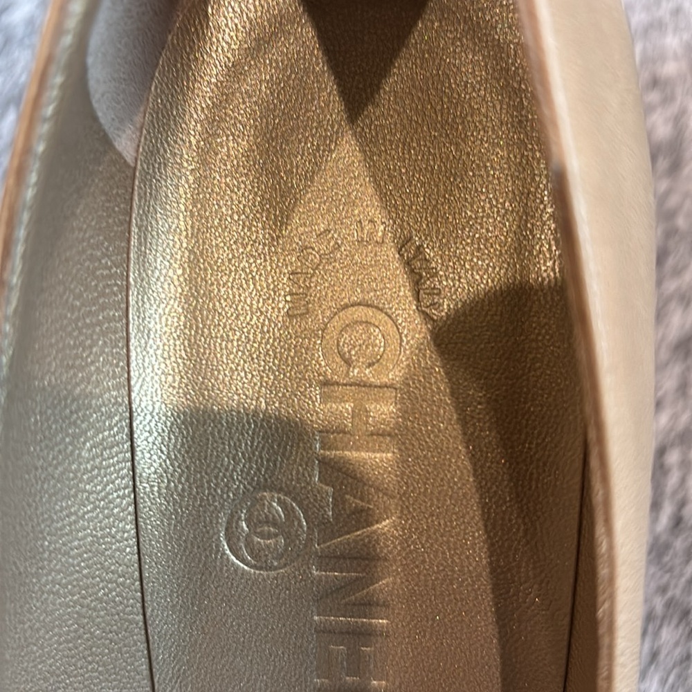 Chanel heels - Picture 5 of 8